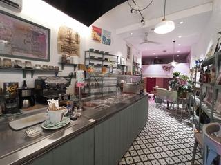 Traspàs Local Comercial a Raval. Oportunidad de negocio local de platos preparados en el raval