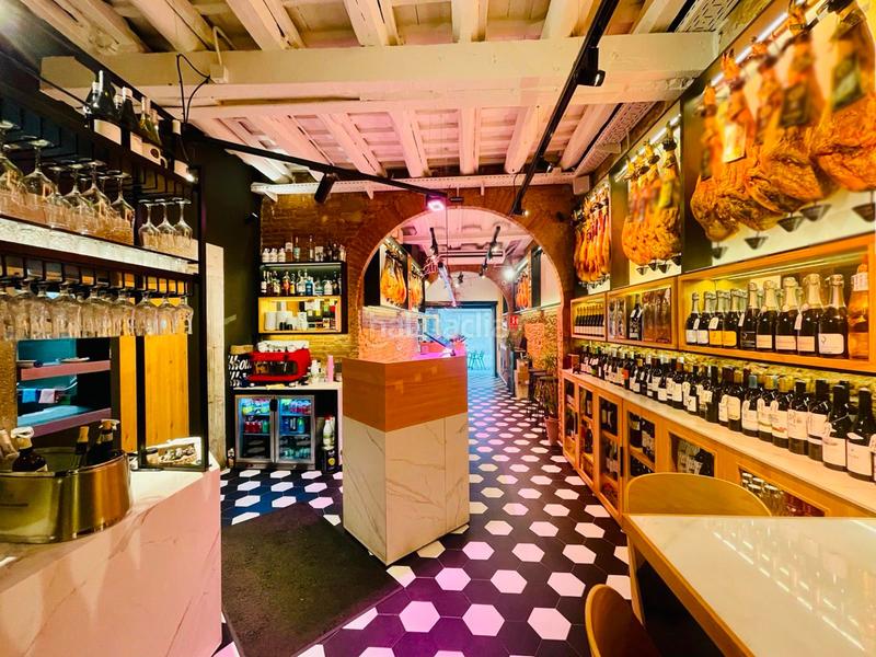 Foto 8cc1bad8-38cd-4a3b-9162-de6964ef88aa. Traspaso local comercial traspaso barrestaurante en pleno centro peatonal en Sant Cugat del Vallès