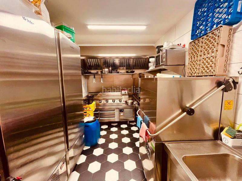 Foto 6b33b4d8-2402-4ec1-aef1-90854d799437. Trapasso locale commerciale in Centre - Estació Sant Cugat del Vallès