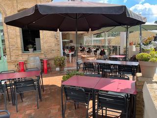 Traspàs Local Comercial a Molins de Rei. Traspaso de barrestaurante en edificio histórico de molins de re