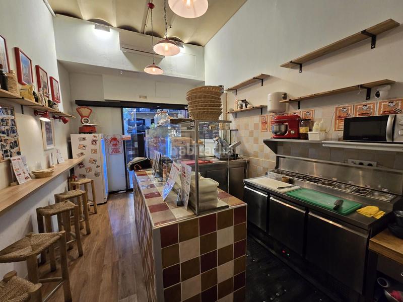 Foto fb25b383-0466-4751-943c-2d10c48cfbf4. Pas-de-porte local commercial dans Sant Antoni Barcelona