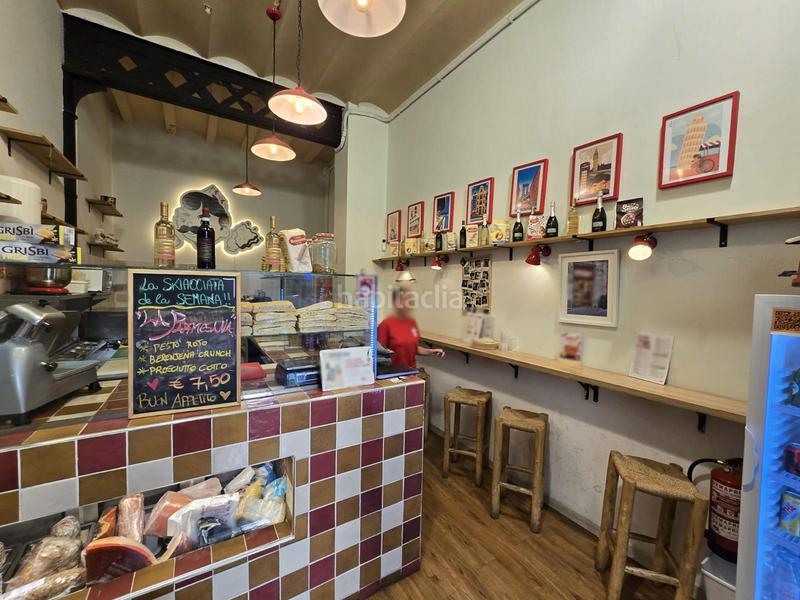 Foto 07b3fb94-548f-4eac-86fd-94551bc62788. Trapasso locale commerciale in Sant Antoni Barcelona