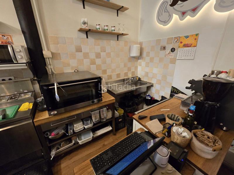 Foto 8b6cf525-f88a-41ca-a642-c007265737a9. Trapasso locale commerciale in Sant Antoni Barcelona