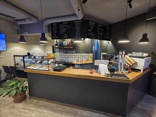 Traspàs Local Comercial a La Nova Esquerra de l´Eixample. Traspaso de bar c1 con terraza y gran visibilidad en esquina  ei