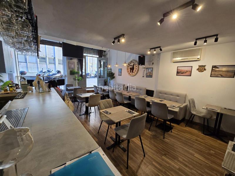 Foto f3756fdd-5652-4d5c-a79f-a2f2a340d1ac. Traspaso local comercial traspaso barrestaurante c3mixta en el corazón del Gòtic en Barcelona