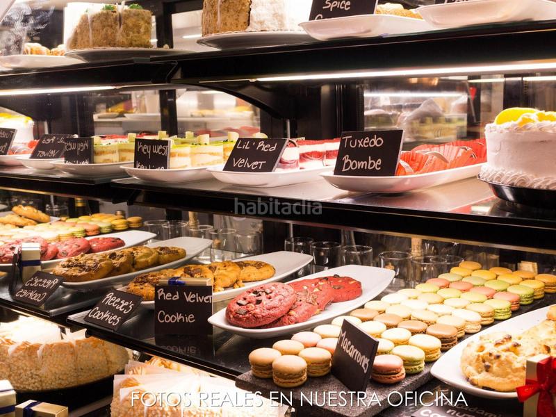 Foto a1f0c5e9-bf8a-4736-aeab-c553f67dd714. Traspaso local comercial traspaso botiga obrador en la dreta de leixample en Barcelona