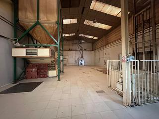Capannone industriale  Holanda. Venta de nave industrial en les franqueses del vallès