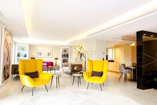 Piccolo appartamento  Passeig de sant joan, 104, barcelona, spain. Residencia de lujo reformada en finca regia en passeig sant joan