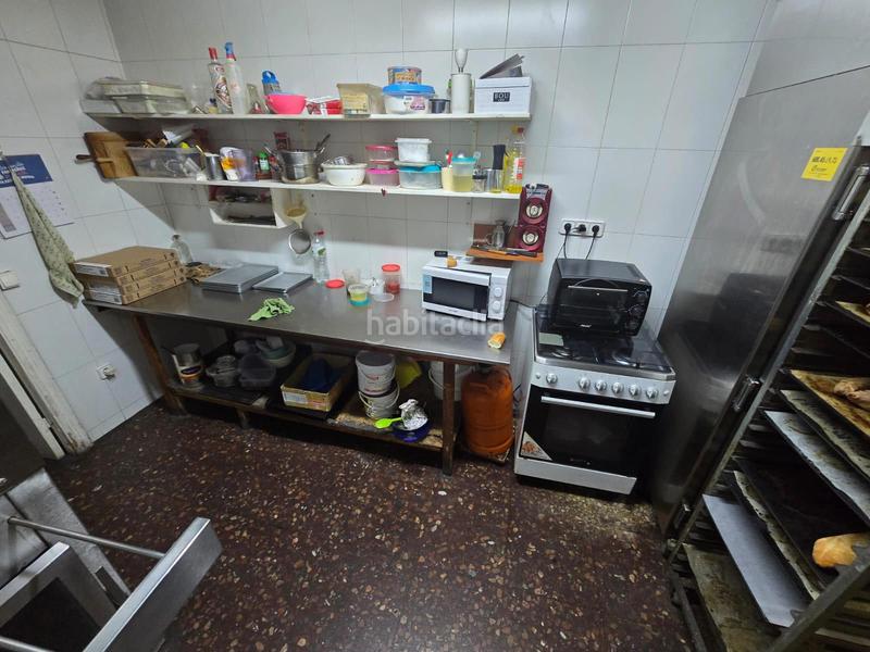 Foto 1de1bee3-87a6-458b-827b-93f57da8eea4. Traspàs local comercial a Sant Antoni Barcelona