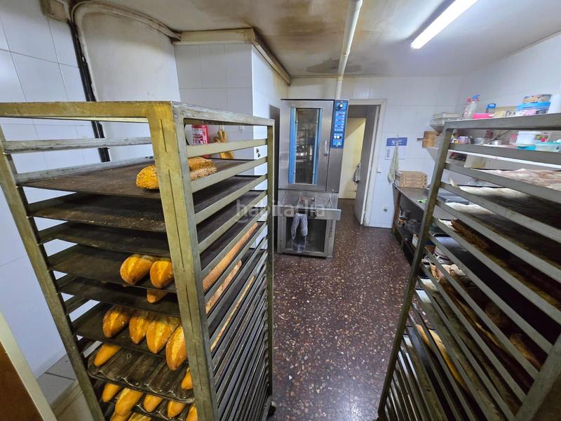 Foto cb91a84d-ae5f-4ab0-9194-ccf249817de3. Traspàs local comercial a Sant Antoni Barcelona