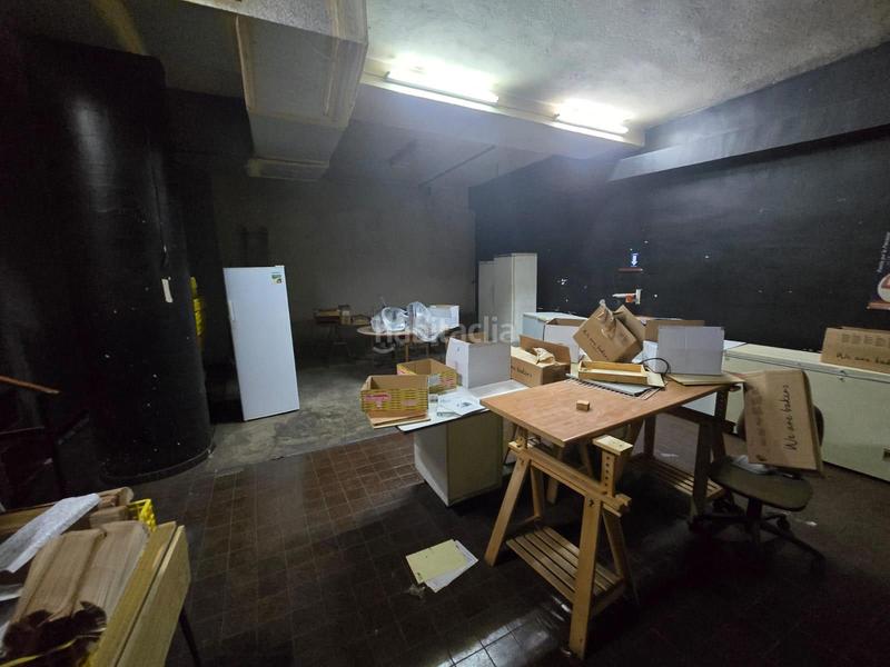 Foto da209373-1eca-4400-a32e-79c8d2bd11fd. Trapasso locale commerciale in Sant Antoni Barcelona