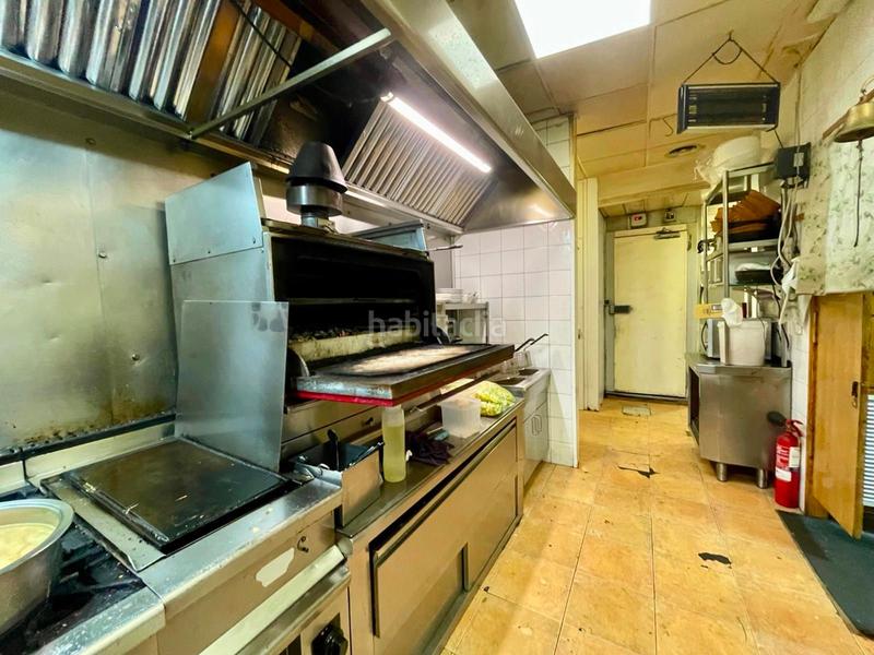 Foto bf9e1e40-472c-4b53-91d9-678a35301c6b. Traspàs local comercial a La Marina del Port Barcelona