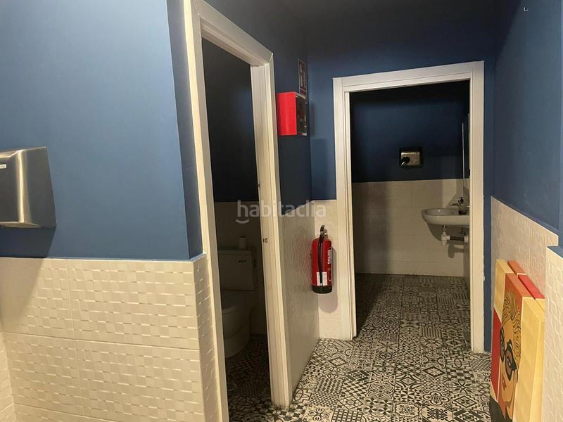 Foto 9674f639-48c3-40c2-98b4-21c5ad6c332b. Pas-de-porte local commercial dans Centre Sant Just Desvern