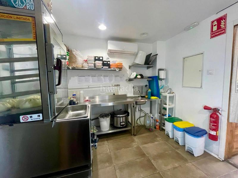 Foto 0f035f4d-902b-41db-b63a-5a4adee43491. Traspaso local comercial traspaso de bar con licencia c2 en funcionamiento en la dreta de leixample en Barcelona