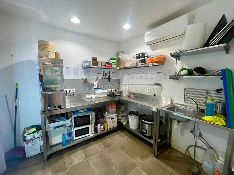 Foto c651ebf2-fef3-4d76-b353-b776e6a9191d. Traspaso local comercial traspaso de bar con licencia c2 en funcionamiento en la dreta de leixample en Barcelona