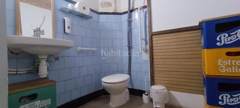 Foto da7a391d-02b8-4879-919b-b8073b5c1af8. Traspaso local comercial traspaso de bar con licencia c2 en funcionamiento en la dreta de leixample en Barcelona