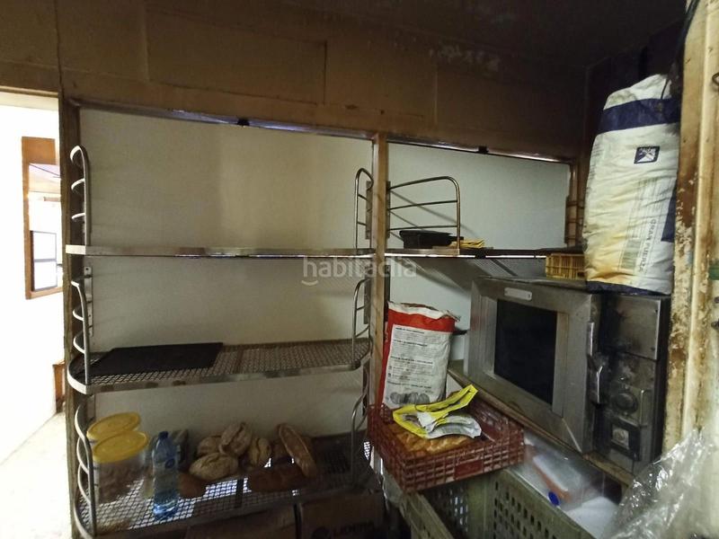 Foto c6c18ce5-2b5b-4b6f-b8e9-dd4f2b74dbcc. Pas-de-porte local commercial dans St. Pere - Sta. Caterina - El Born Barcelona