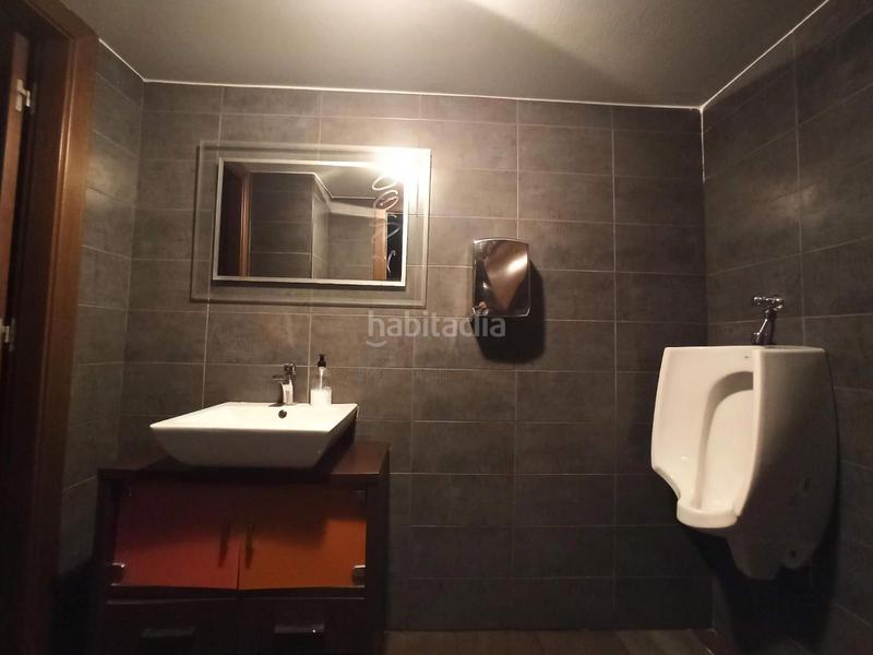 Foto 6e6807e9-af52-49f3-8367-ed9d7bb6e095. Transfer business premise in Provençals del Poblenou Barcelona