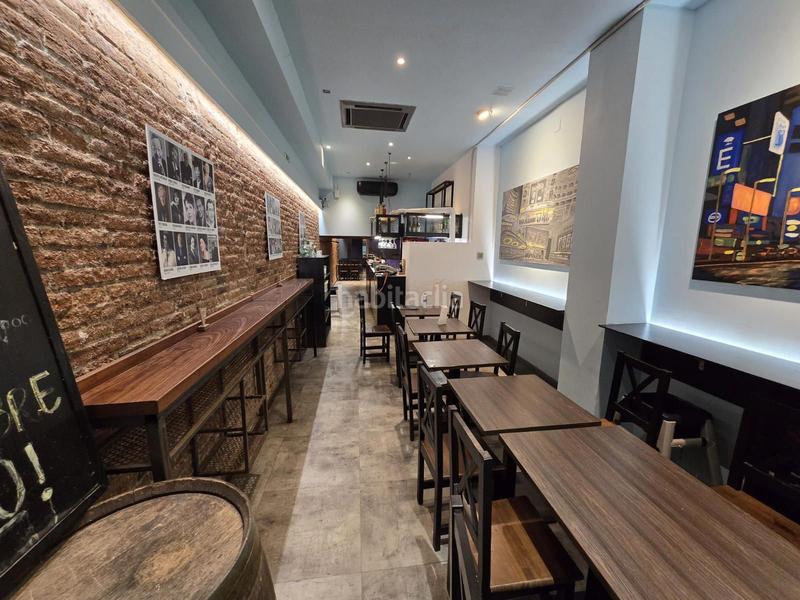 Foto 01267643-4d30-4ecd-a935-580e7e54892d. Trapasso locale commerciale in La Nova Esquerra de l´Eixample Barcelona