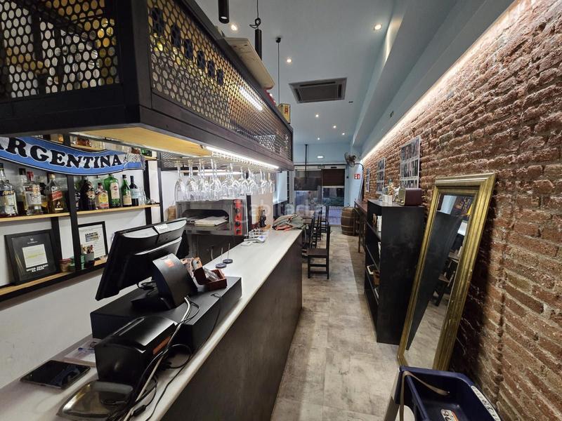 Foto 766228f8-708f-4a7a-b00a-541b64cecb98. Trapasso locale commerciale in La Nova Esquerra de l´Eixample Barcelona