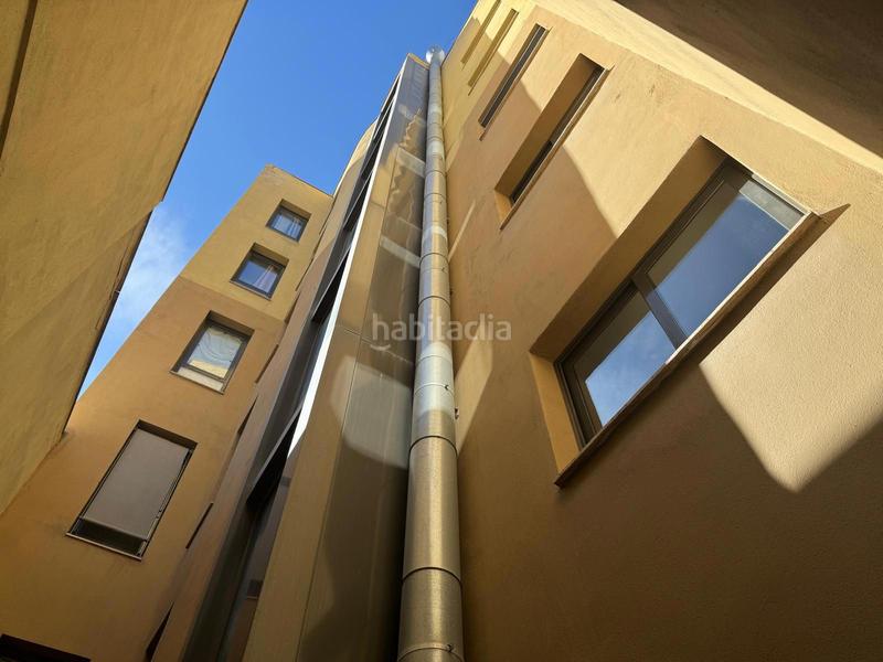 Foto dfb4ead8-73e9-4543-9743-d2e87224b00b. Trapasso locale commerciale in Poblenou Barcelona