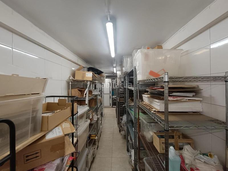 Foto 66b74896-059e-4ceb-a8bc-60f0ec02dd3c. Traspàs local comercial a Putget - Farró Barcelona