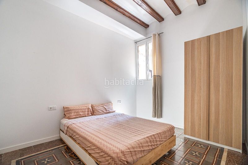 Foto 7c8a52d6-f573-41c4-ae17-79ded73e3acc. Pis a Gòtic Barcelona