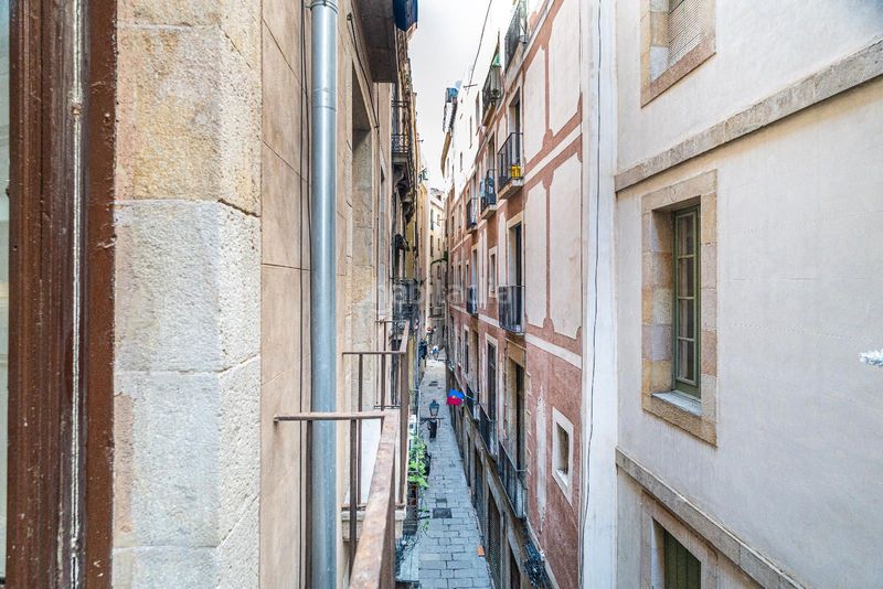 Foto e3ff4e69-2b25-489a-9a9b-013e6375e447. Pis a Gòtic Barcelona