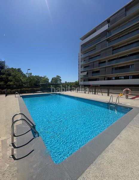 Foto 625203ec-41af-45a0-a40e-f5035dc447a4. Pis amb piscina a Roses-Castellbell Sant Feliu de Llobregat