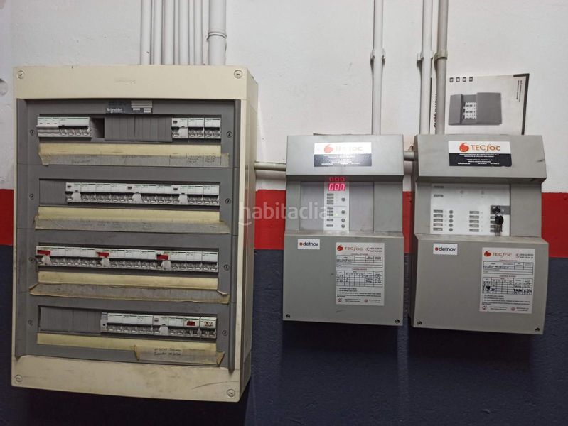 Foto 69d1157f-645d-4643-969a-d63d37ddf0b6. Local comercial a Sants Barcelona