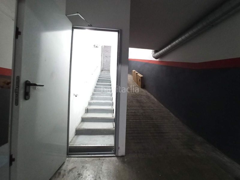 Foto 8de9494c-c3c9-47da-b56a-ec25a1935978. Local comercial a Sants Barcelona