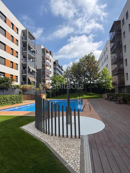 Foto 7399b400-0a7f-4457-8bd4-b56e77c659f6. Pis amb aparcament piscina a Centre-Can Nadal Sant Feliu de Llobregat