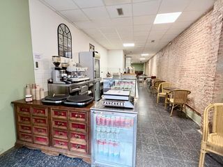 Traspaso Local Comercial en Dreta de l�Eixample. Traspaso cafeter�a con  licencia bar con restauraci�n menor, eix