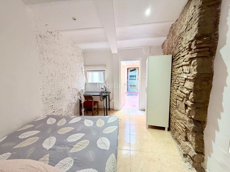 Foto 3d5e66e1-2138-4229-9589-a7c0aee55fe3. Pis a Raval Barcelona