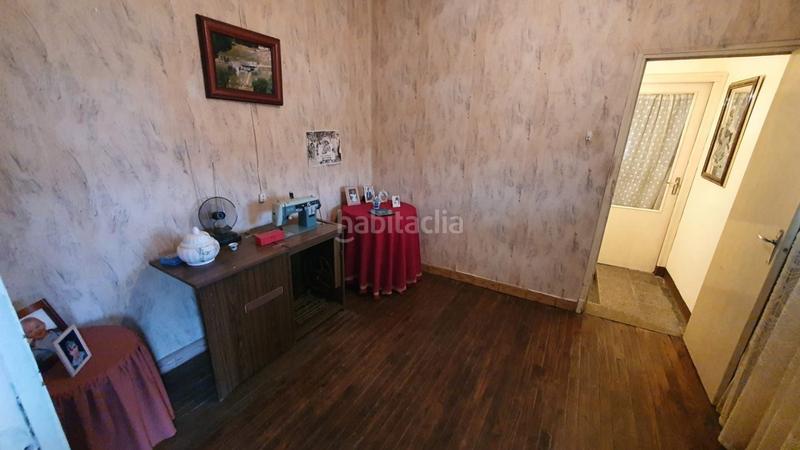 Foto c98987ad-e230-40c8-be93-63da6cb3a82e. Masia a calle gloria-vm 33 a Carracedelo