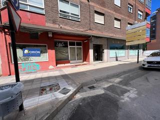 Lloguer Local Comercial a Centro. Se alquila local comercial en la plaza luis del olmo