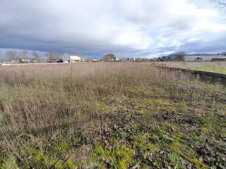 Residential Plot in Flores de Sil - La Placa. Fincas urbanas en dehesas