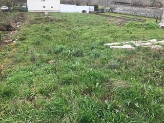 Terrain résidentiel à Congosto. Se vende solar en el centro de almazcara