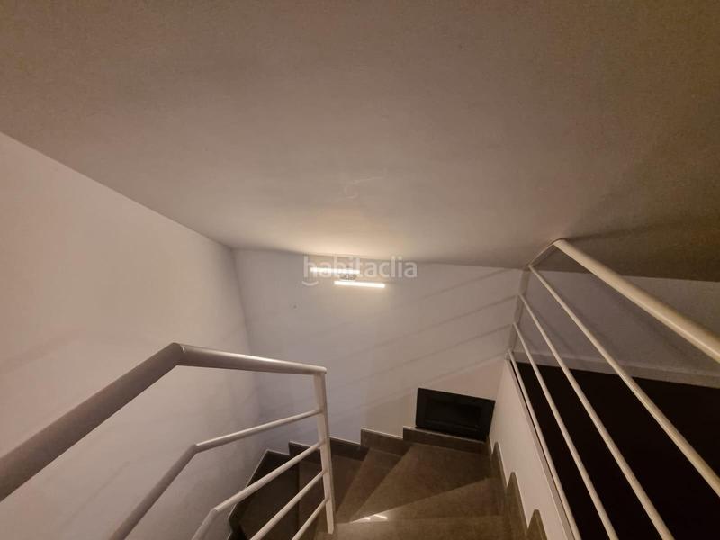 Foto 5c77c22c-4299-42ed-9eee-2a21bd9c1732. Casa adossada amb calefacció a Centro Ponferrada