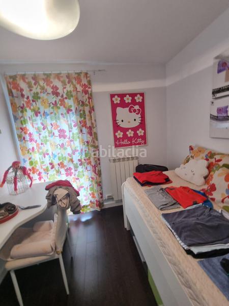Foto aa32c4e8-974d-4b10-9f8f-fe4419dc6c98. Casa adossada amb calefacció a Centro Ponferrada