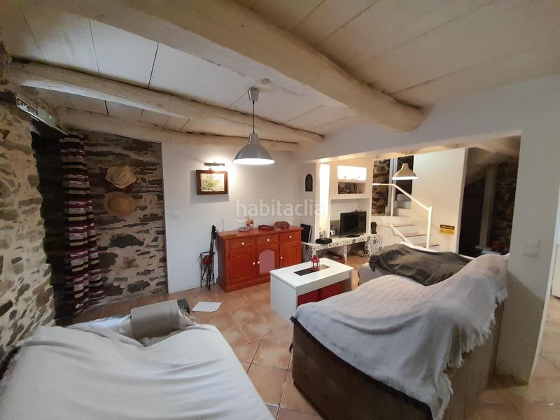 Foto a687e56b-06d4-4feb-9b01-9ceacd1898ec. Casa amb calefacció a Área Rural Sur Ponferrada