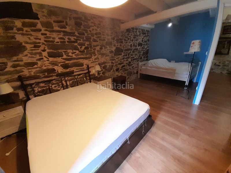 Foto afd3a57f-c1b6-4504-984d-8c1f613fa0fc. Casa amb calefacció a Área Rural Sur Ponferrada
