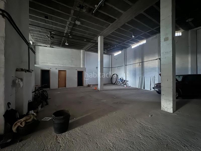 Foto 889fdcb2-908d-46be-8164-b8ab2d1e1f53. Local comercial a Flores de Sil - La Placa Ponferrada