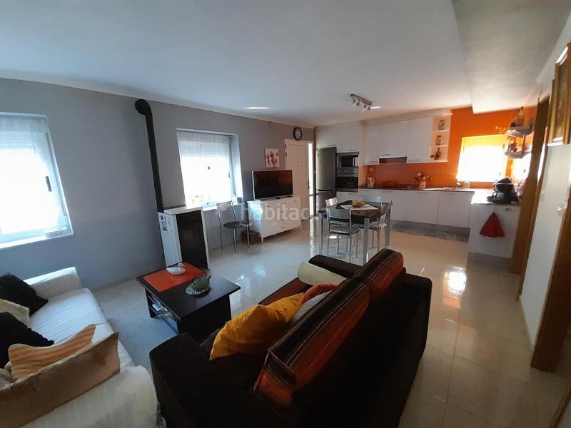 Foto 02f7893d-4855-4975-a462-c078794c2189. Maison avec chauffage parking dans Congosto