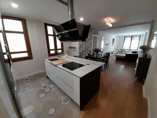 Location Appartement à Centro. Piso en alquiler en avenida la puebla. ponferrada.