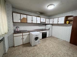 Appartement à Centro. Se vende piso junto plaza luis del olmo