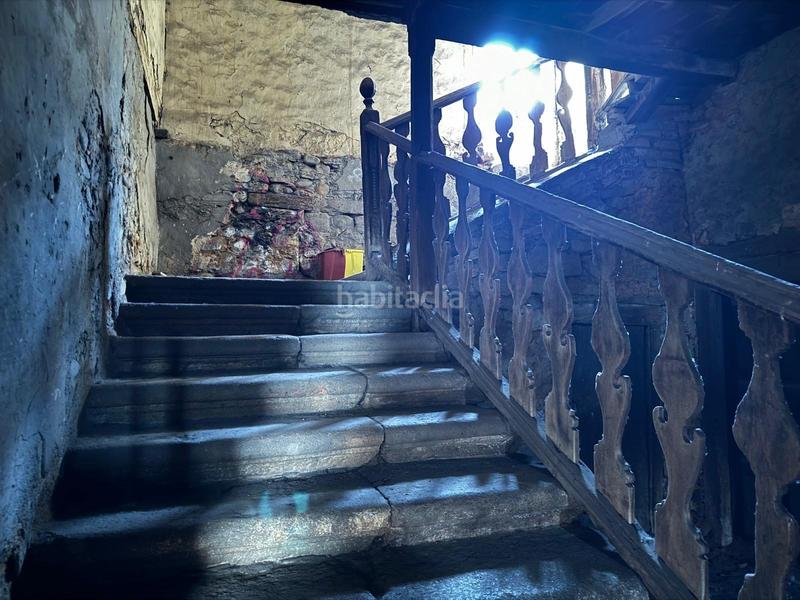 Foto 5319ab22-3e5b-40ed-b859-c2d3e45c0345. Casa a Compostilla - Columbrianos Ponferrada