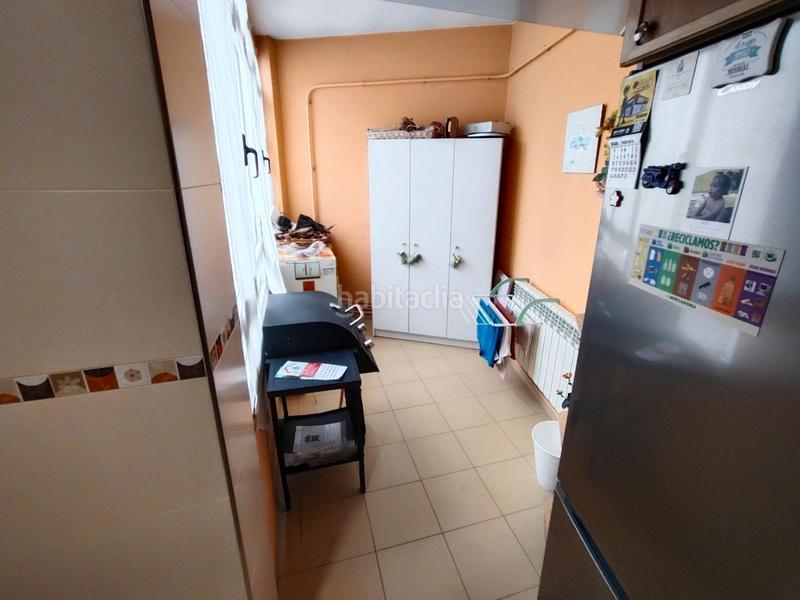 Foto da461141-329c-4095-bca3-d2f80e6da8fe. Pis amb calefacció aparcament a Centro Ponferrada