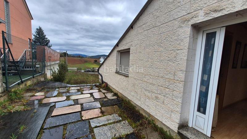 Foto 7cb3473f-8b79-498c-aaef-c625eadec5e9. Masía se vende casa con terreno en barcena del bierzo en Ponferrada