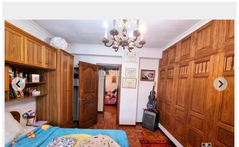 Foto 4021aa73-f0c0-4c4b-92ca-5bf537ee24b9. Chalet in constitucion 34 in Carracedelo